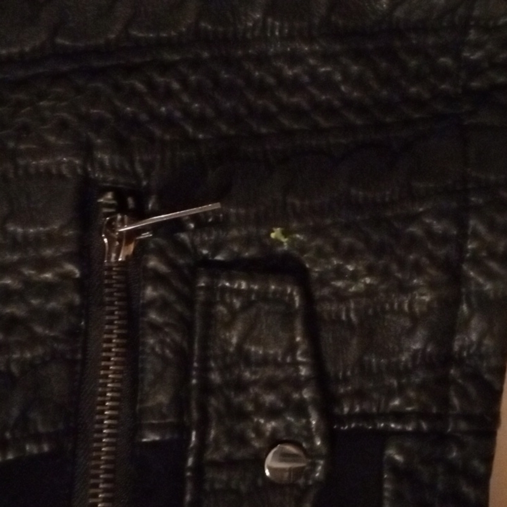 Jacket - Picture 2 of 5